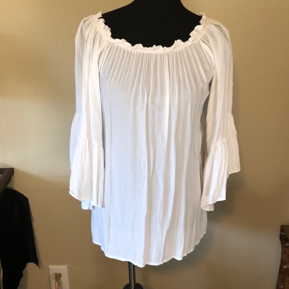 Elon Boho White Flowy Blouse